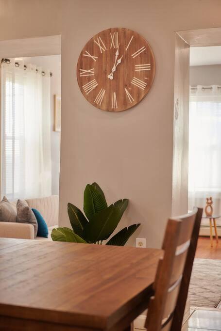 Apartment Cozy 1st 10min Walk Downtown And View *